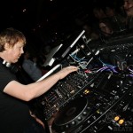 john-digweed-giant-wednesday-1021 john-digweed-giant-wednesday-1021