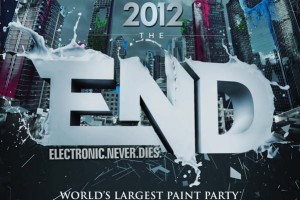 DayGlow Life in Color - 2012 The E.N.D. Tour - Friday, November 2, 2012